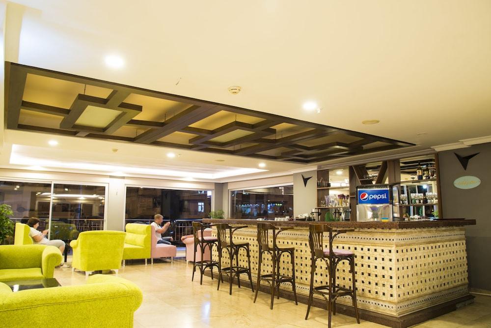 Sunbeach Hill Hotel Side Buitenkant foto